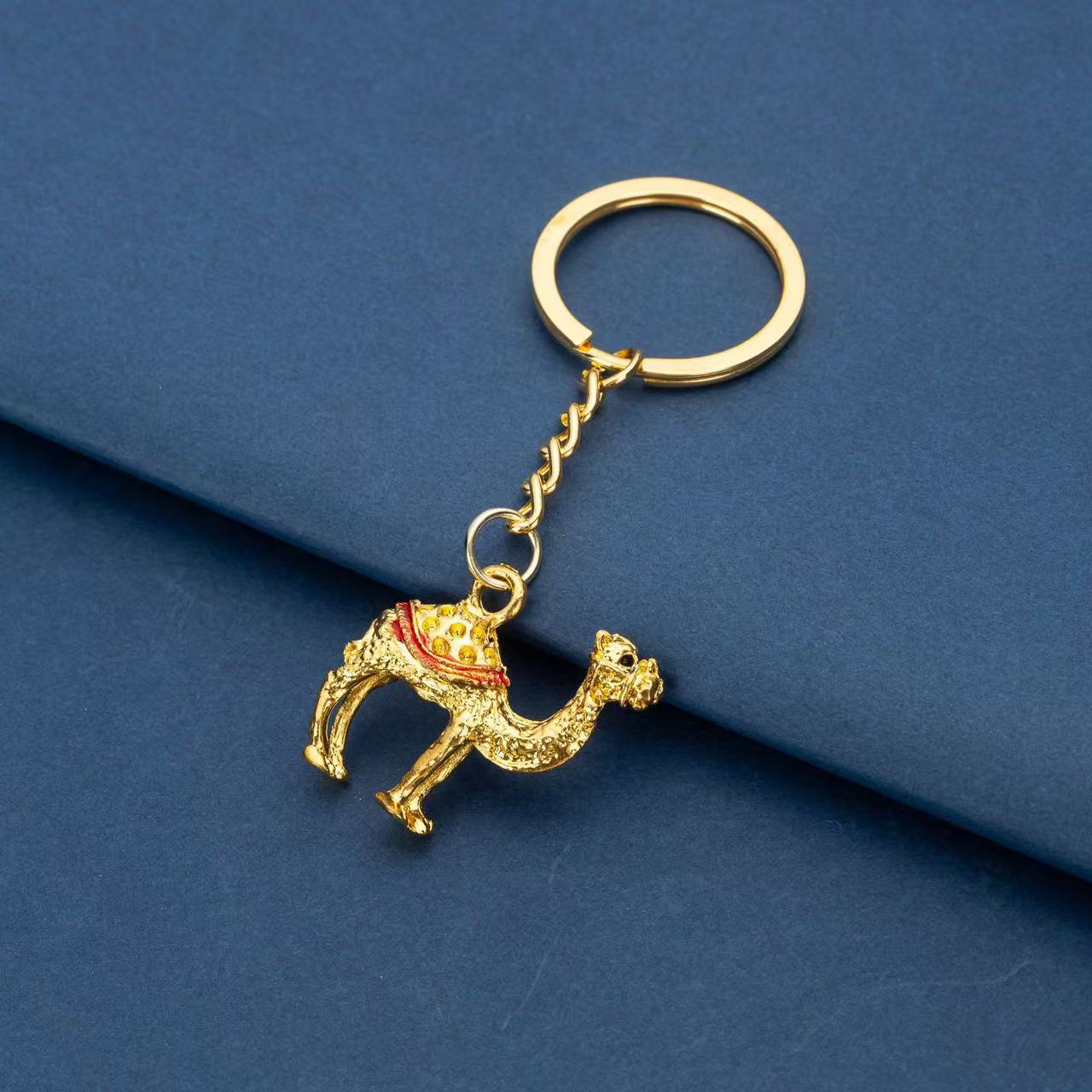 New Metal 3D Camel Keychain Du - Car Accessories In Dubai recension och pris